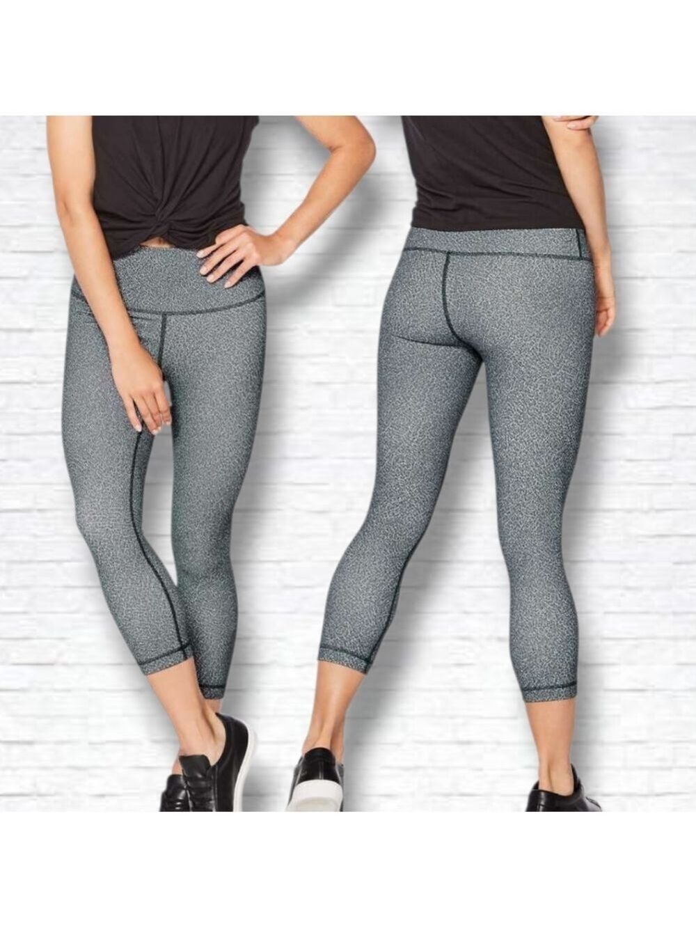 Lululemon Wunder Under Crop (Hi-Rise) (Full-On Luxtreme 21") Size 4